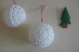 TDN – Boules de Noël en Crochet – La Ruche à Idées